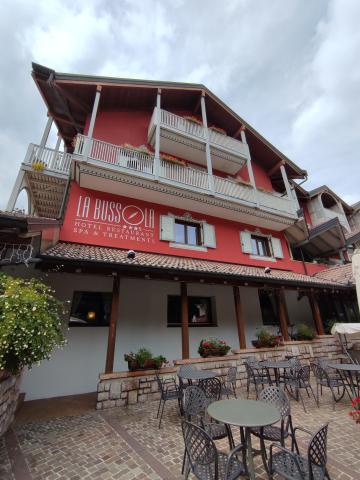 Hotel La Bussola (2)