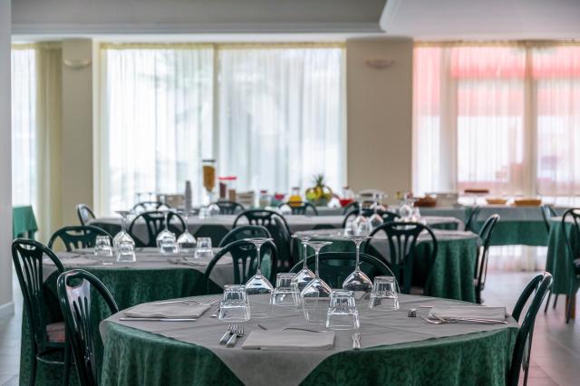 Hotel Mediterraneo, Martinsicuro (14)