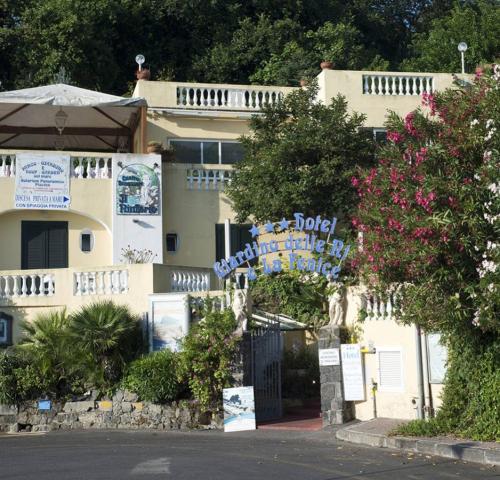 Giardino delle Ninfe e la Fenice