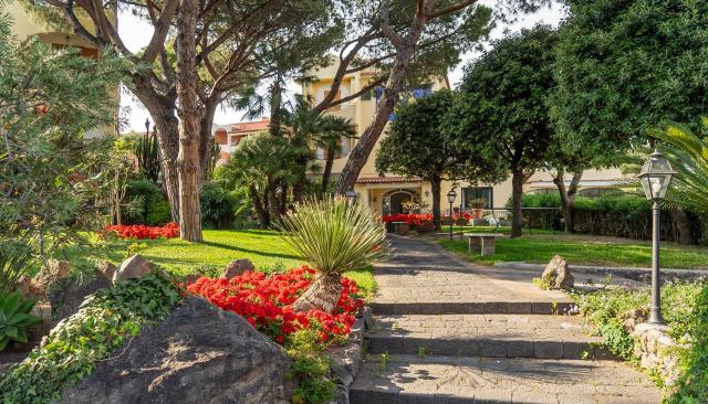 San Lorenzo Thermal Spa, Ischia (56)