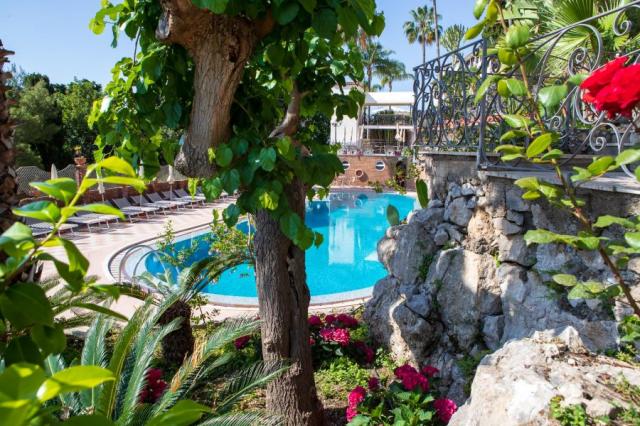 Hotel Ariston & Palazzo Santa Caterina    Taormina (39)