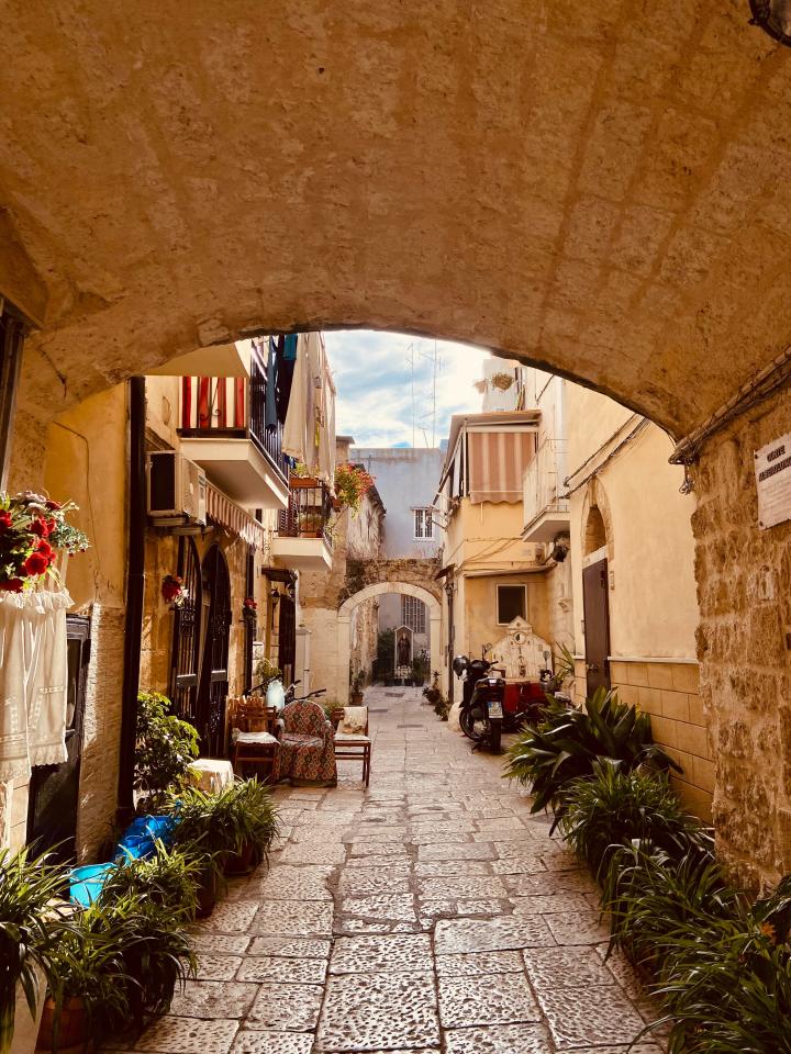 the old city of Bari cristian macovei H5TnNMIcAkM unsplash