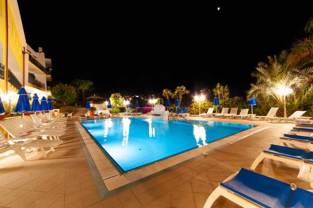 Hotel Capizzo, Forio (9)
