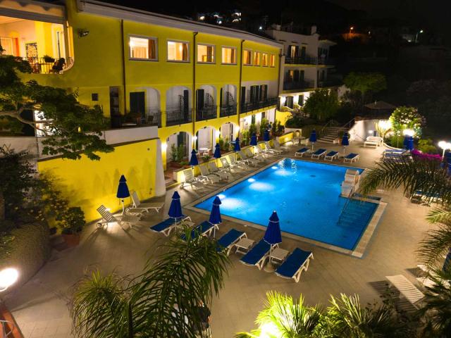 Hotel Capizzo, Forio (57)