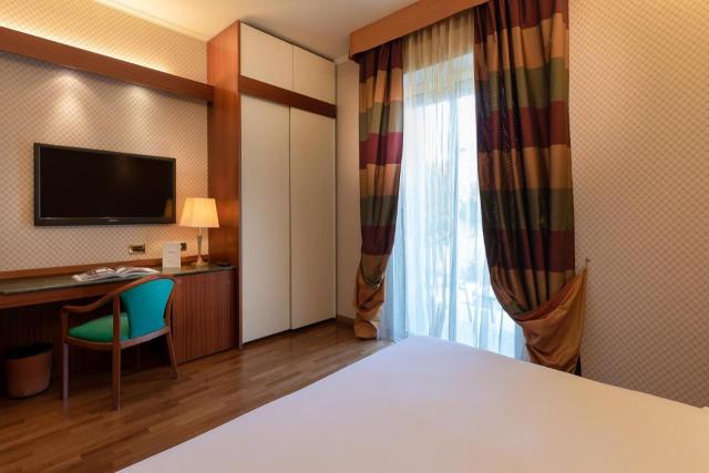 Hotel Polo Marina Centro Rimini (2)