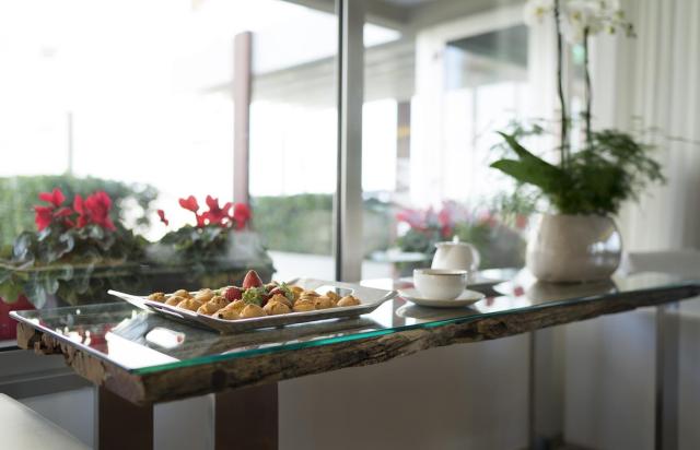 Hotel Ascot, Miramare (10)