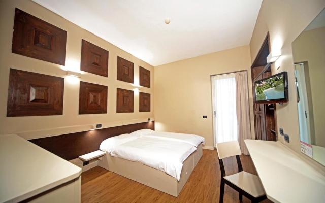 Hotel La Paul, Sirmione (6)