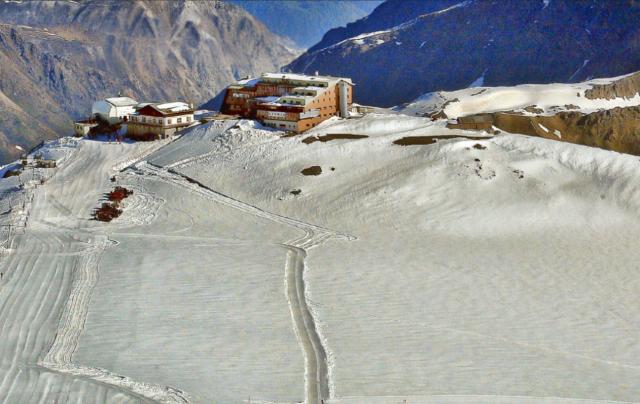 Livrio Hotel, Passo Stelvio 25 (2)