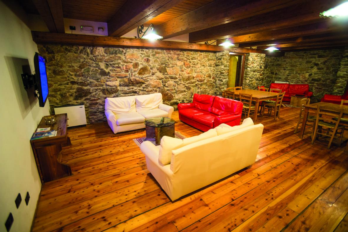 9505 7 Hall