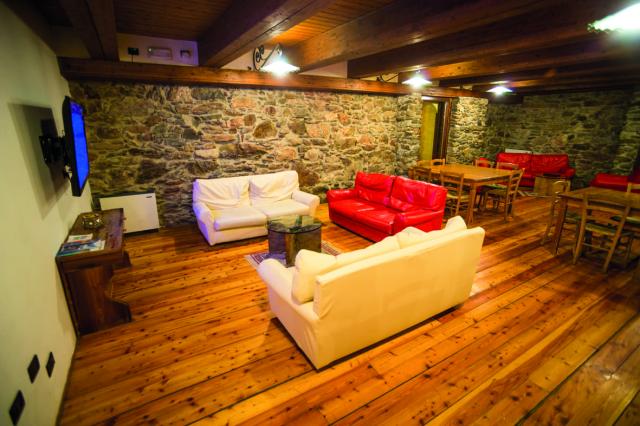 9505 7 Hall