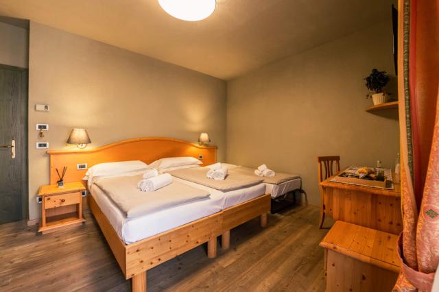 Hotel Locanda Elisa Albergo Diffuso   Dimaro Folgarida (33)