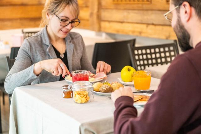 Hotel Locanda Elisa Albergo Diffuso   Dimaro Folgarida (47)