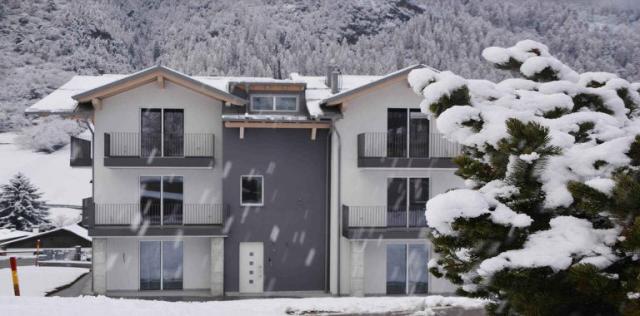 Casa Mela, Almazzago 9