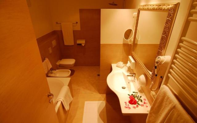 Hotel Mirabell Alpine Garden Resort & Spa   Siusi allo Sciliar 