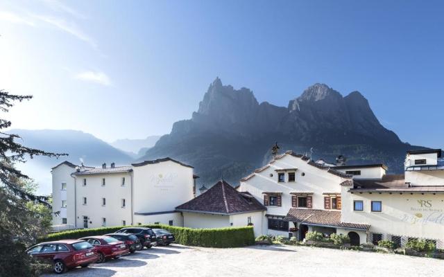 Hotel Mirabell Alpine Garden Resort & Spa   Siusi allo Sciliar 