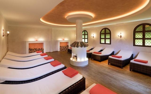 Hotel Mirabell Alpine Garden Resort & Spa   Siusi allo Sciliar 
