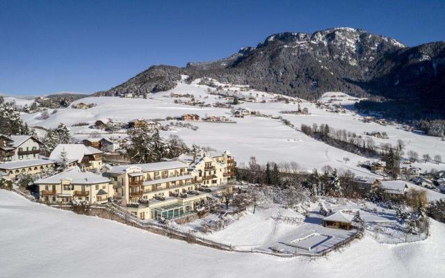 Hotel Mirabell Alpine Garden Resort & Spa   Siusi allo Sciliar 