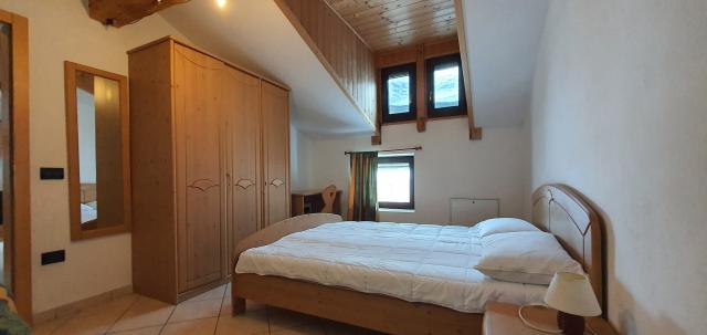 Edi, PT   Apt. 1 TRILO 6 8 (4)