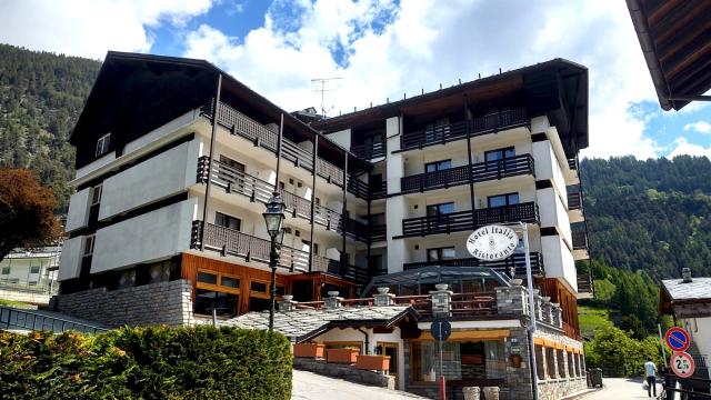 Hotel Italia, Brusson (22)