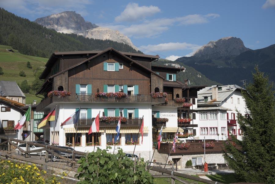 Sport hotel Enrosadira