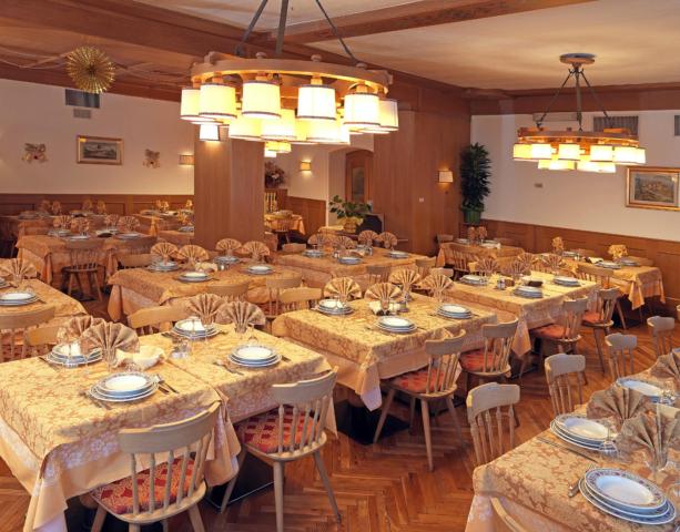 Pinzolo Dolomiti Hotel, Pinzolo (13)