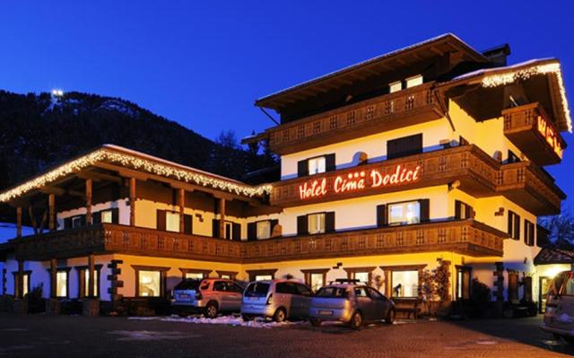 Hotel Cima Dodici   Valgo di Fassa (1)
