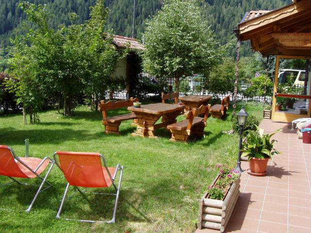 Hotel Garni La Locanda, Pinzolo  (7)