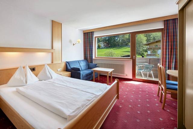 lifthotelkirchbergkitzbuehel0007