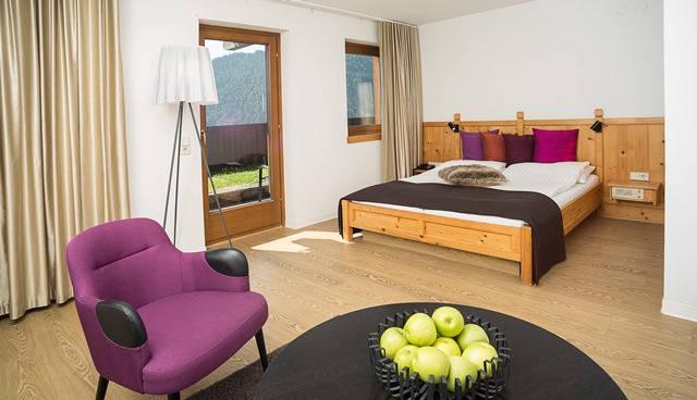 hotel_goldried-35m2-doppelbett_so_730x420_9