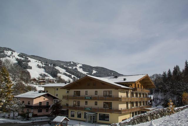 barenbachhof_saalbach_10002450_200522_36476_6
