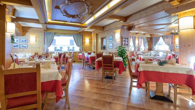sala-ristorante-t-1280x720-5