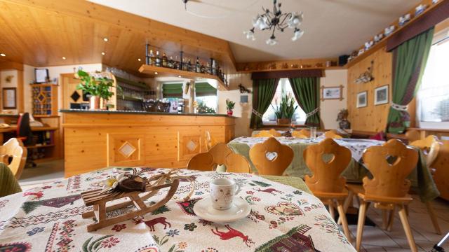 hotel-i-rododendri-santa-caterina-t-1280x720-5
