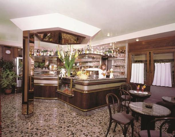 2255_06_windsor_jesolo_bar_all
