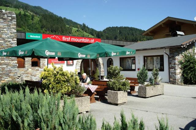 firstmontainhotelzillertalaschau0004