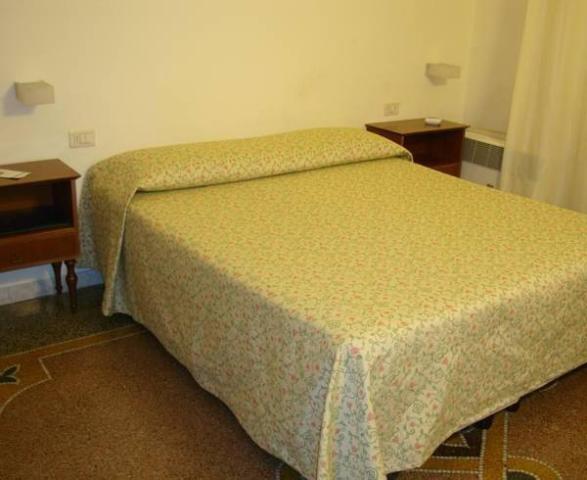 hotel-miramare-lavagna-image-53ab4c68e4b0016844a4f720