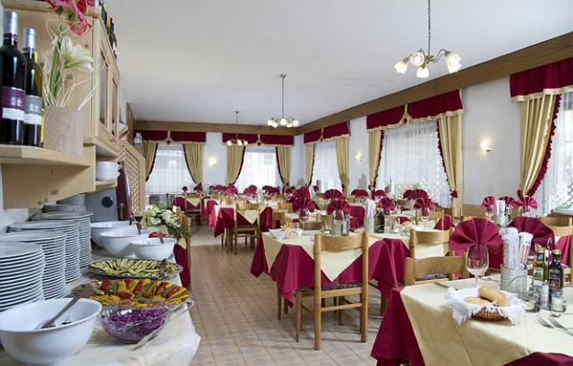 869_12_aida_pozzadifassa_ristorante_all