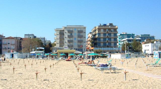 973_16_Artide_Rimini_Spiaggia_Estate