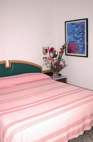 973_02_Artide_Rimini_Camera_All