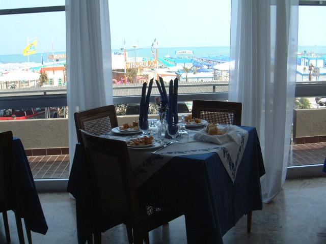 973_04_Artide_Rimini_Ristorante_Estate