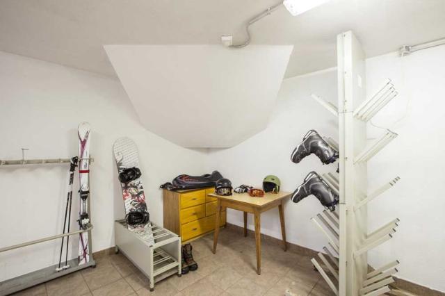 skiroom2