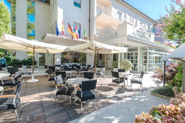 2441_04_athena_cervia_terrazza_estate