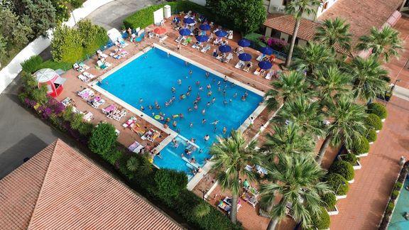sm-0576x0323-241211205558-piscina-drone-agg