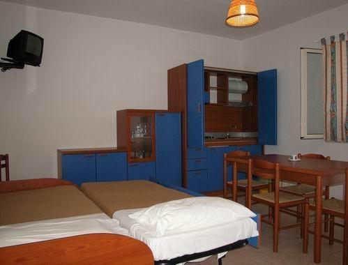 tour-accommodation-23-682.1600x900.shrink_only.q85