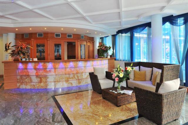 hotel-alexander-hall