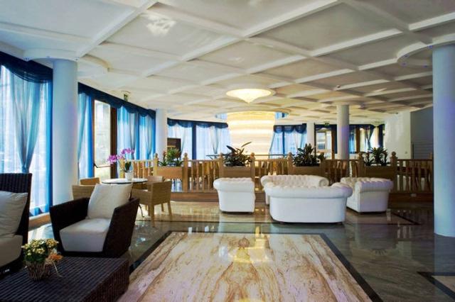 hotel-alexander-reception