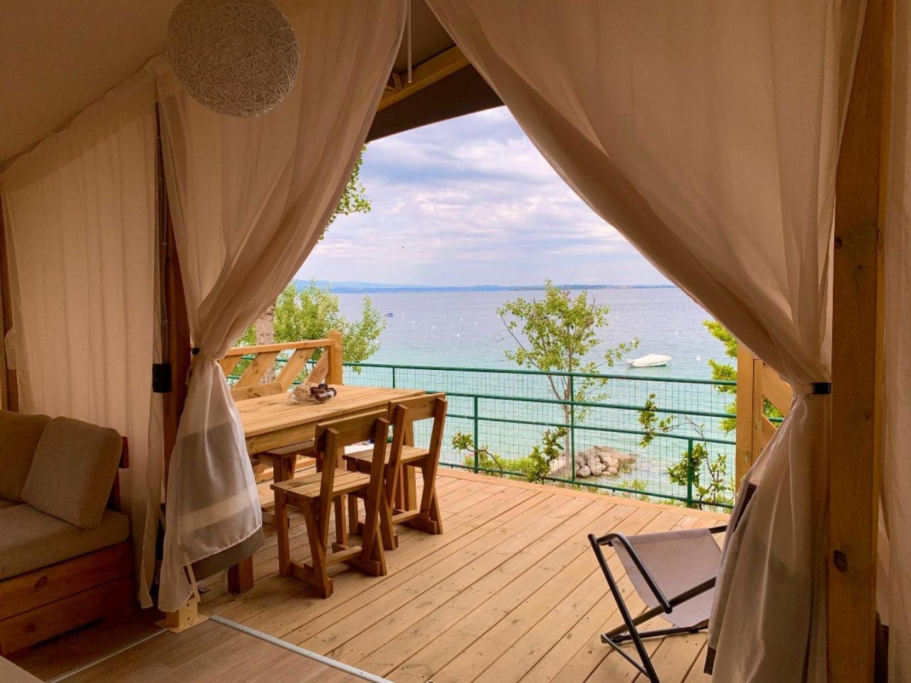 vista-da-interno-tenda