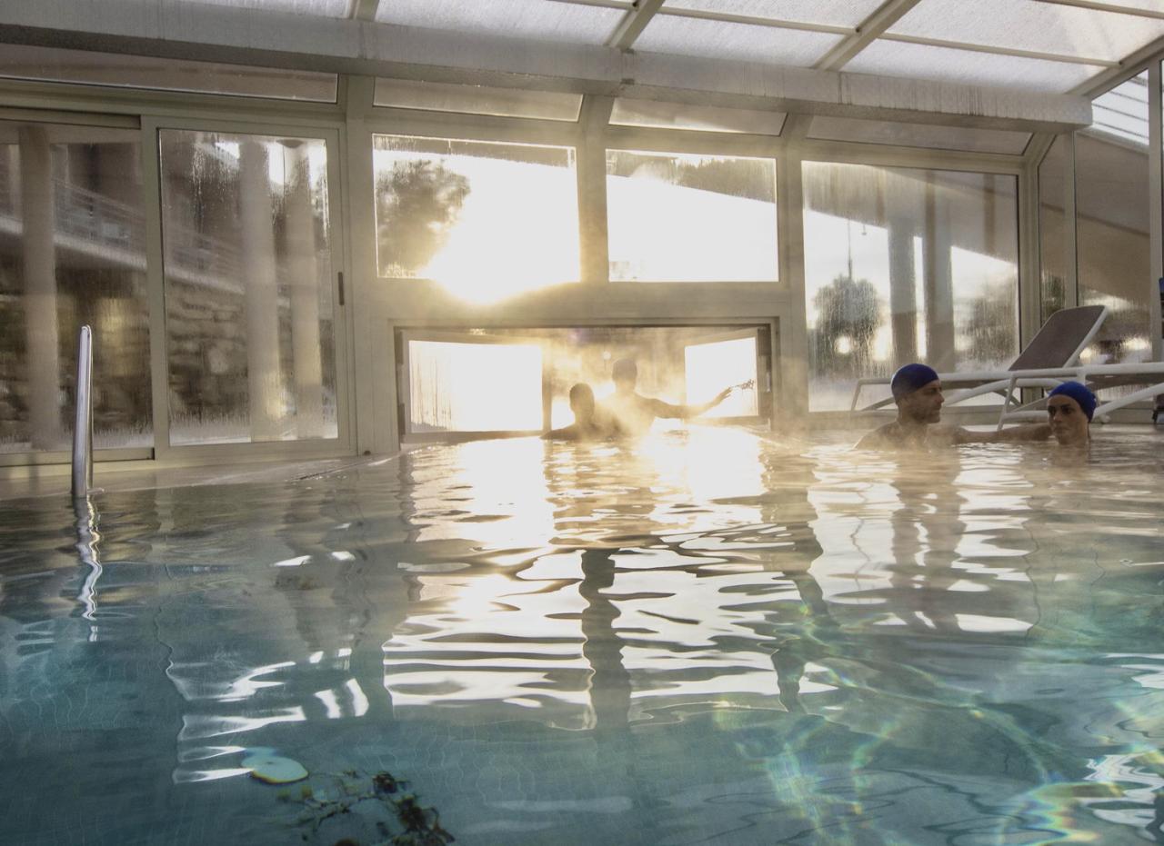 Piastroni piscina termale 1