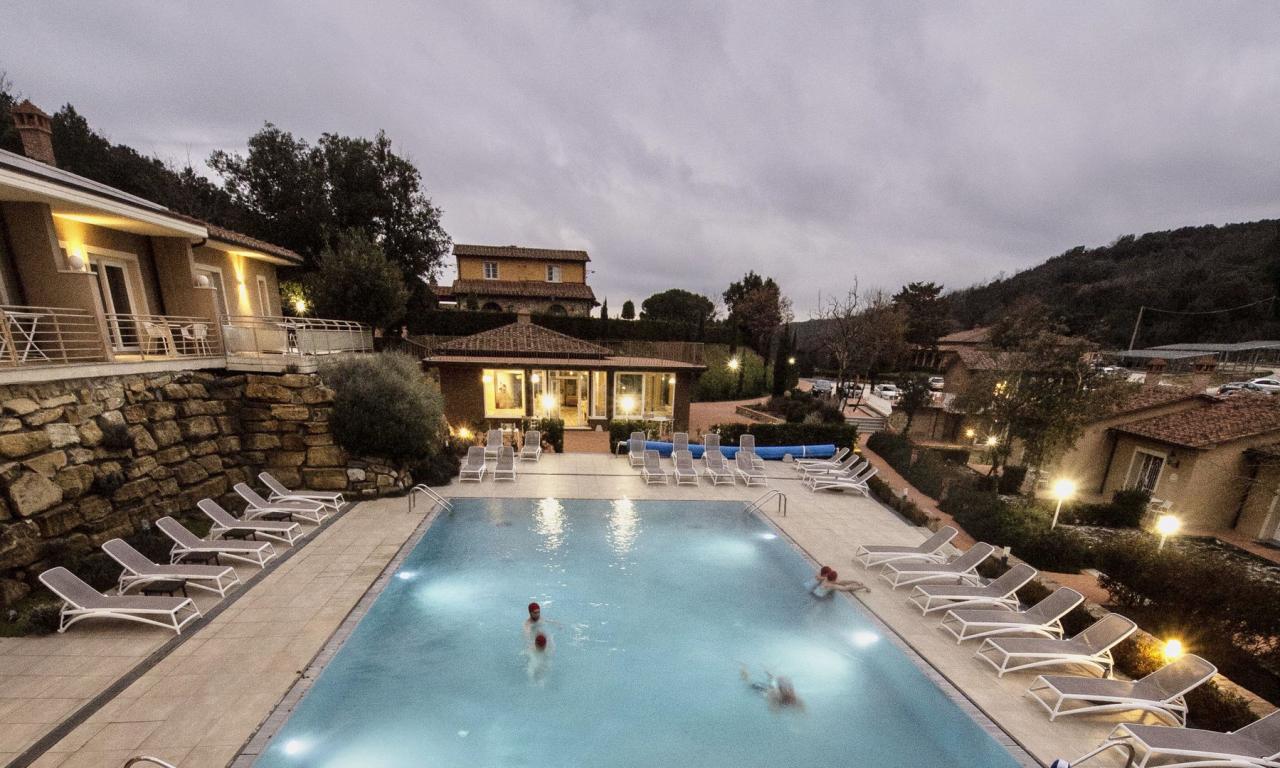 Piastroni piscina termale 2