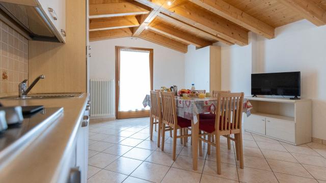 cucina-appartamento-papavero-residence-cime-doro-1920x1080