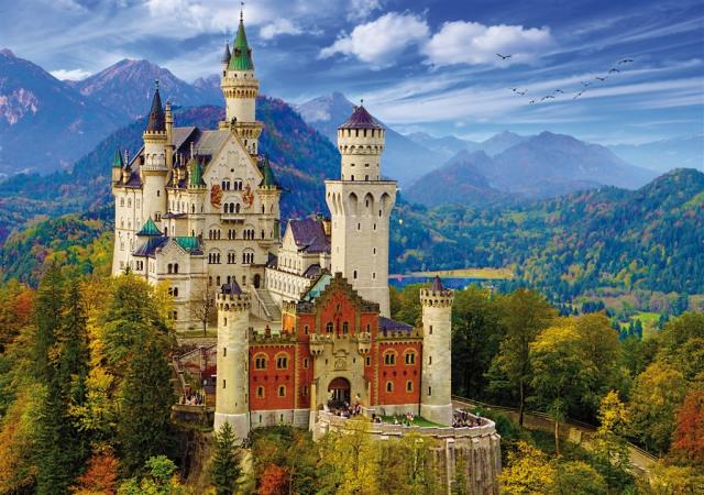 2400x1687.fit.841805 Neuschwanstein Castle Maxi.jpg